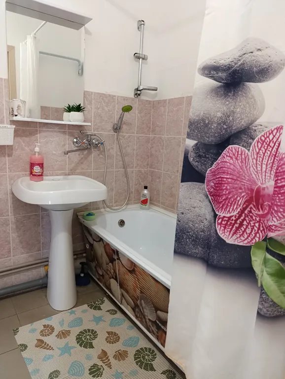 Солнечная квартира с красивым видом на город