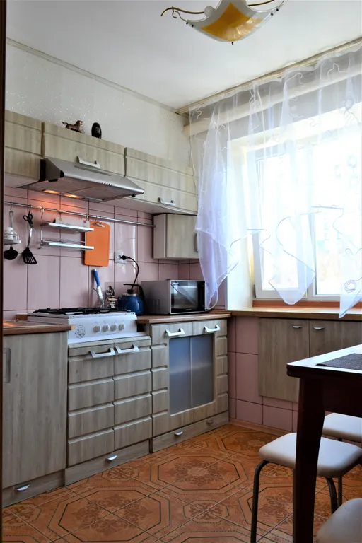 Двухкомнатная квартира в центре у Мурманск Молла