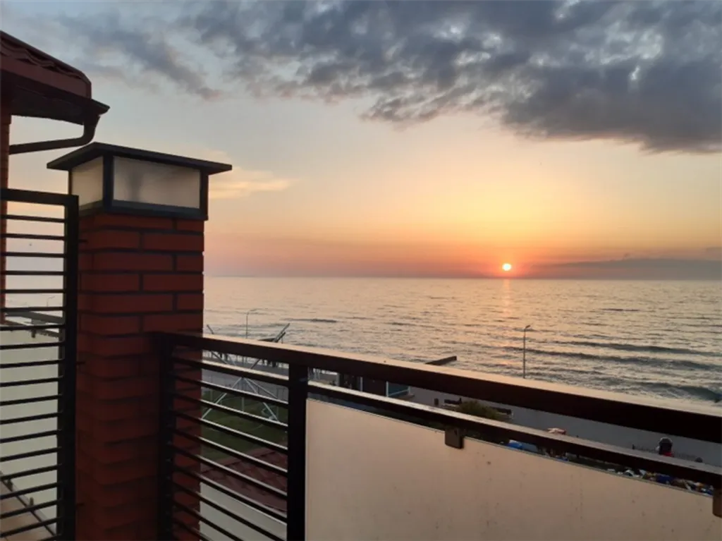 Двухместный стандартный номер с видом на море и балконом