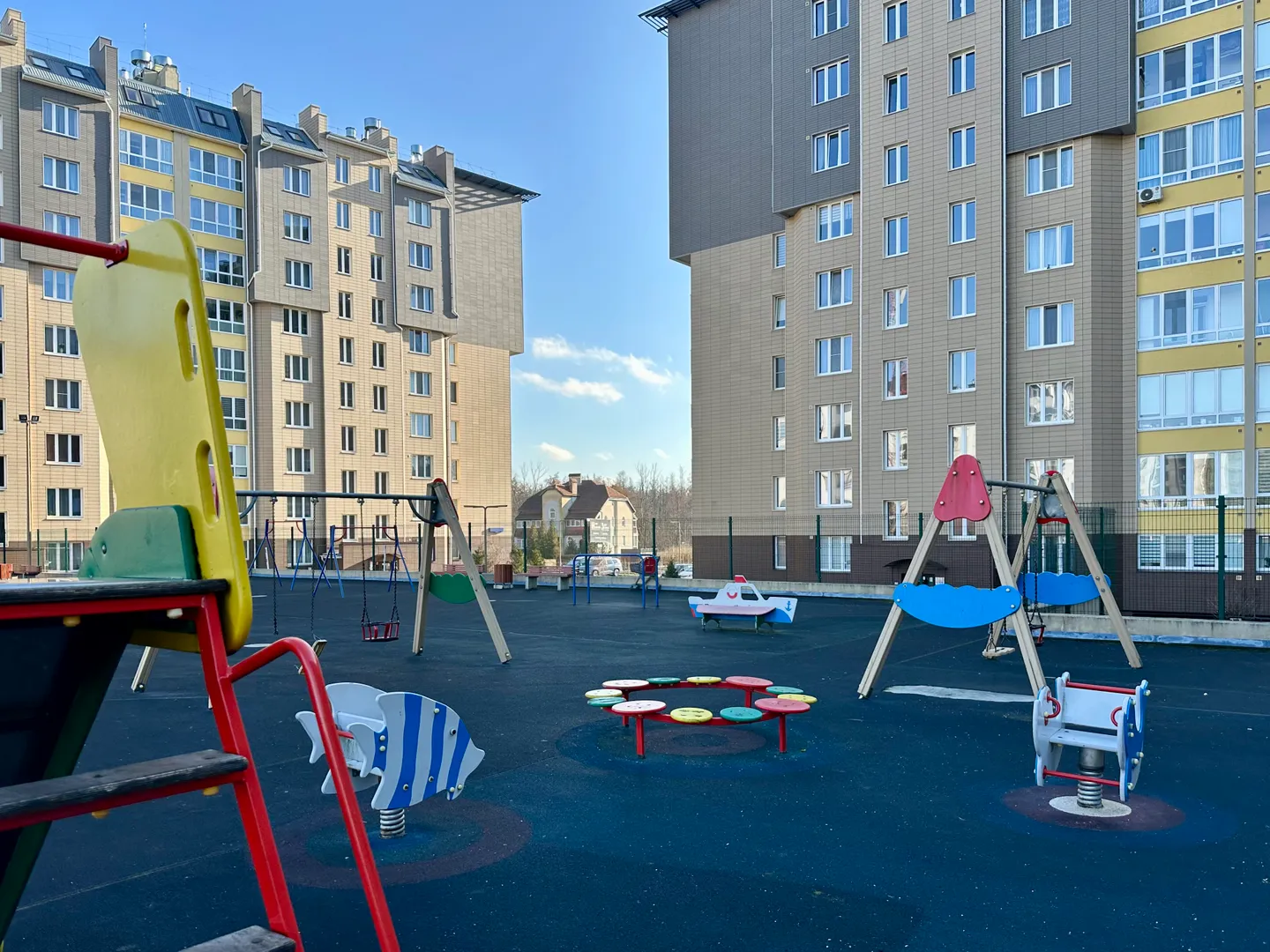 Фото