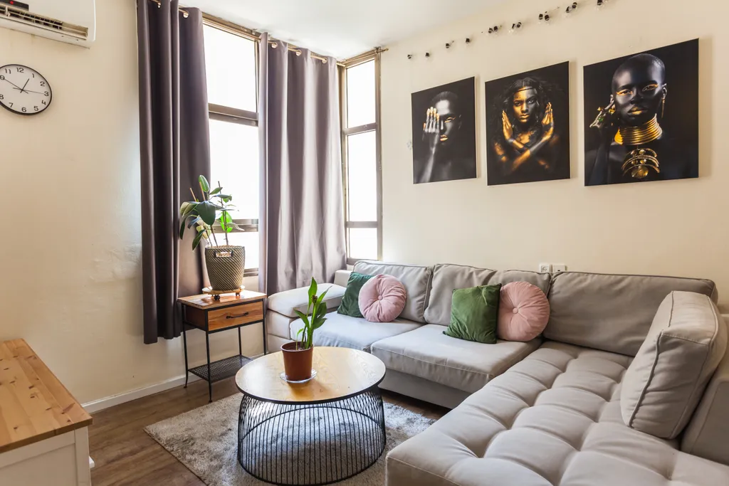 Стильная и полностью оборудованная квартира в центре Тель-Авива