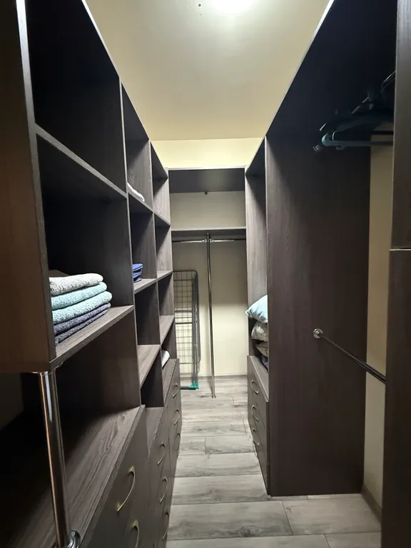 Квартира в новом доме в центре