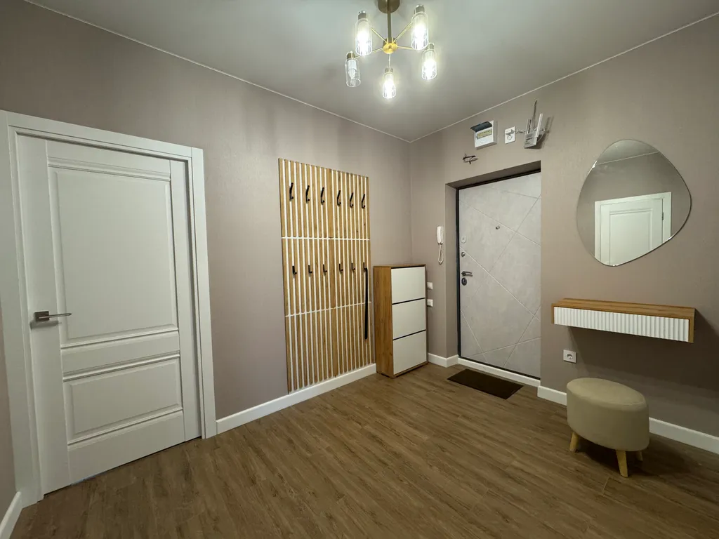 Современная, уютная квартира у парка, с прекрасным видом на море