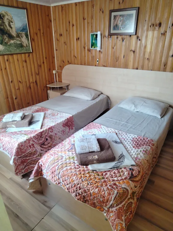 Коттедж Отдельностоящий дом с одним отдельным входом — Геленджик