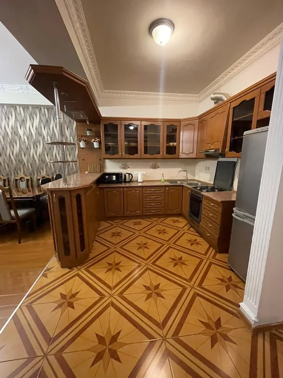 На северном проспекте в самом центре Еревана