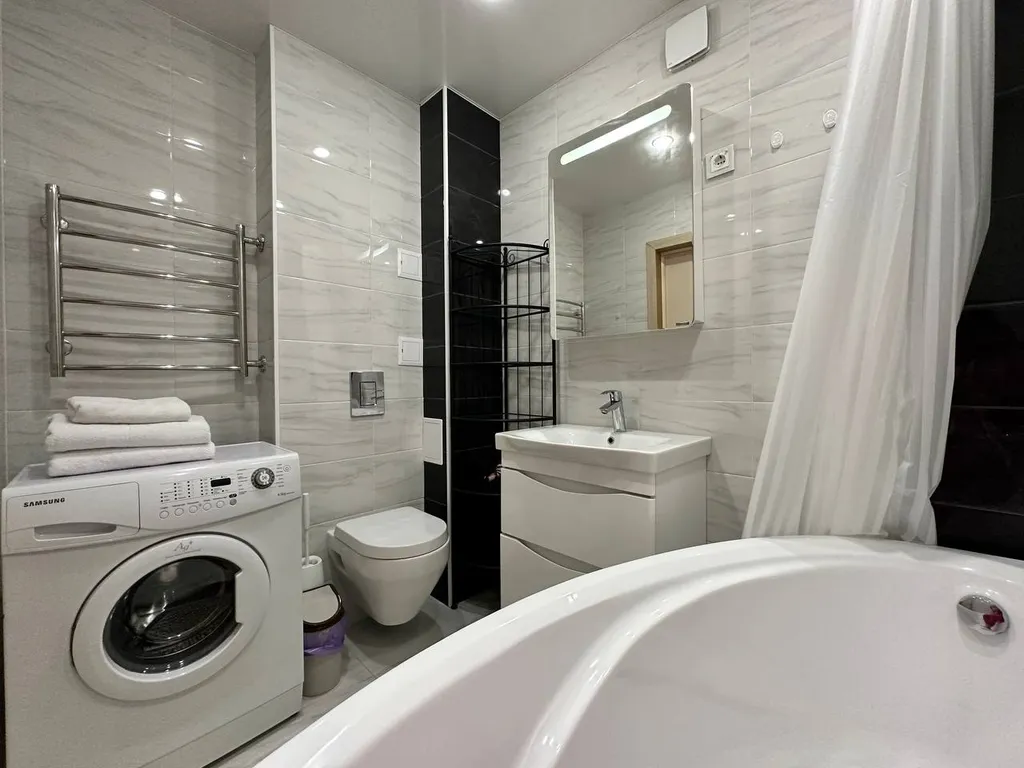 Стильные однокомнатные апартаменты рядом с лесом