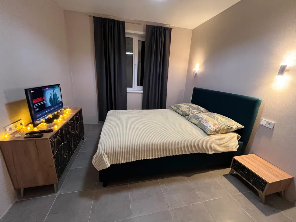 Домик у реки