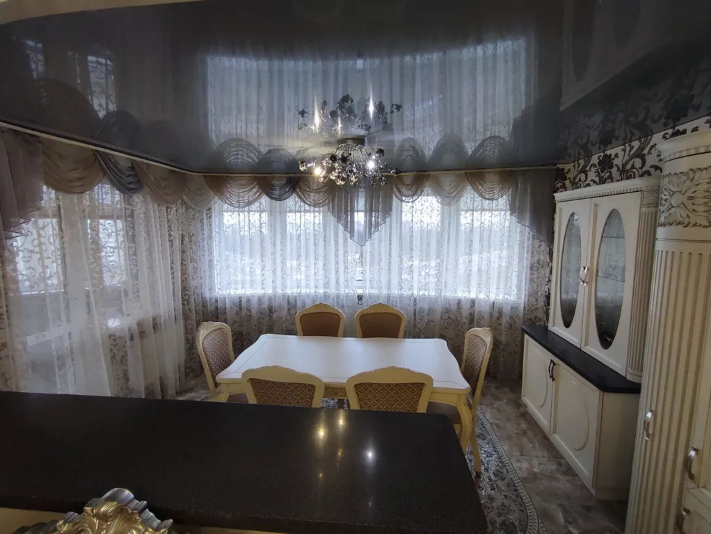 Просторная квартира для большой семьи или компании