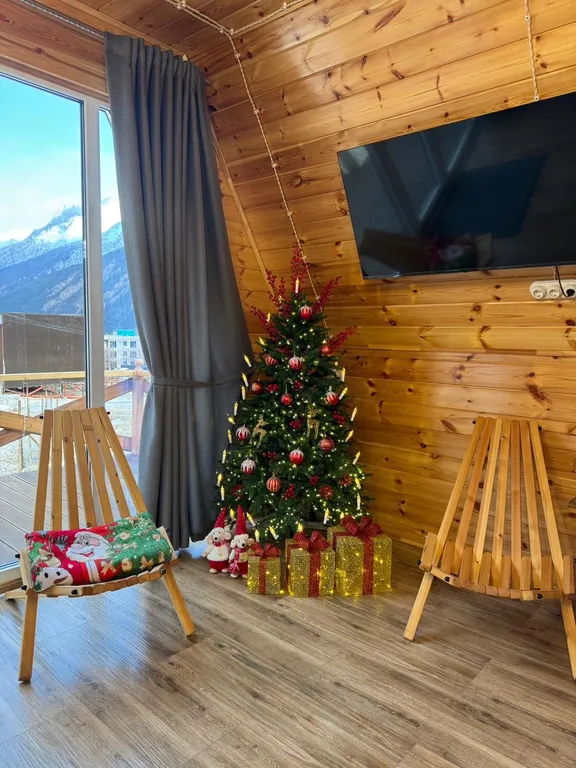 Новый уютный А-фрейм дом