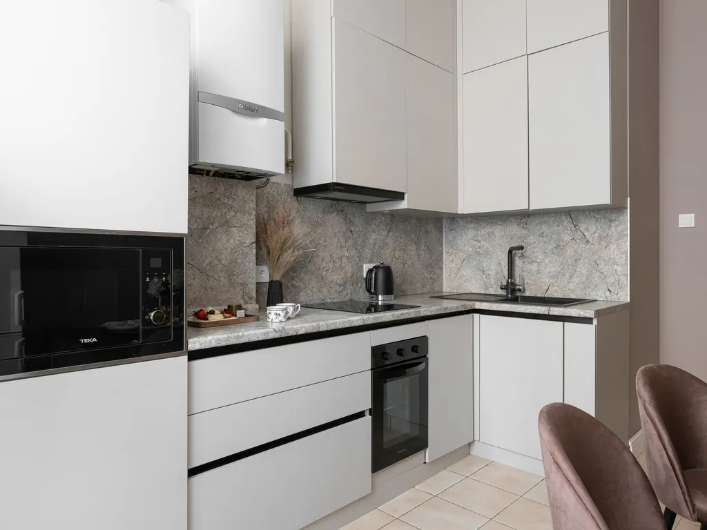 Дизайнерская четверка на патриарших прудах