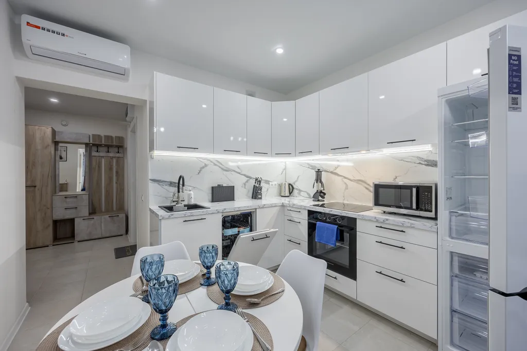 Новая дизайнерская евродвушка для работы и отдыха