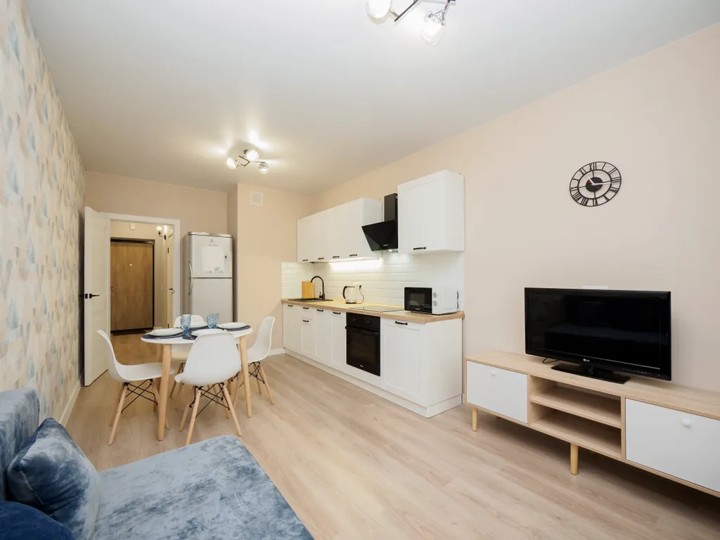 Новая дизайнерская евродвушка в центре