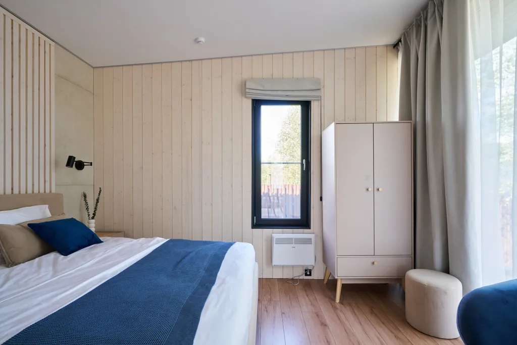 Коттедж Домик у реки в окружении сосен с камином, сауной и чаном — Семеновское