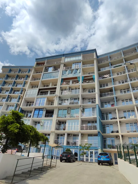 Квартира в 3 минутах от пляжа изумрудный