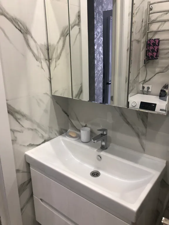 Квартира с отдельной спальней в 15 минут от моря