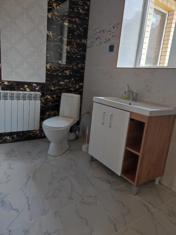 8-комнатный Дом