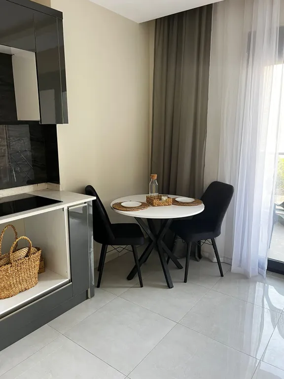 Студия с видом на горы