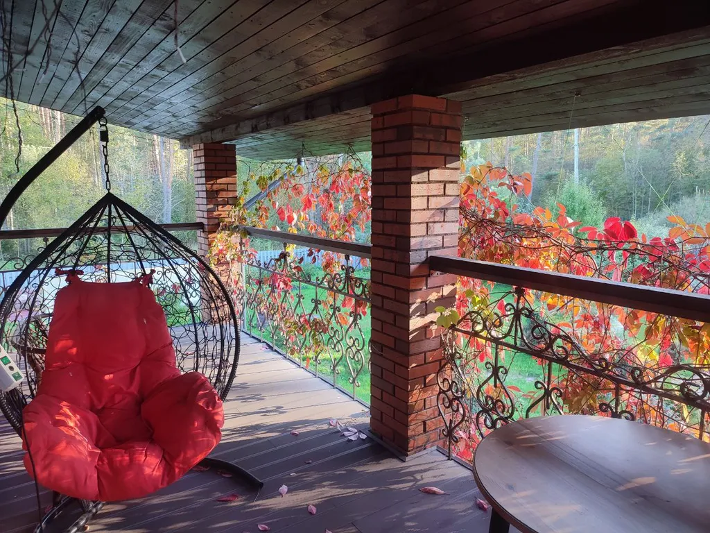 Коттедж Большой дом в лесу — Запорожское