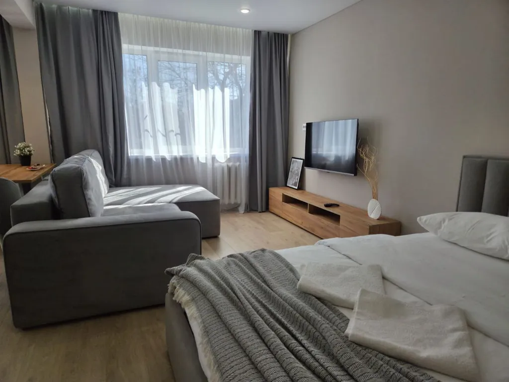 Новая стильная квартира-сттудия в центре, рядом с вокзалом — аренда посуточно в Вологда