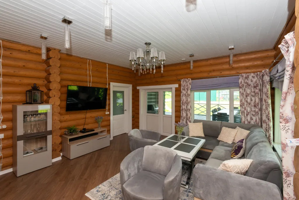 Уютный дом с баней на берегу Рузы