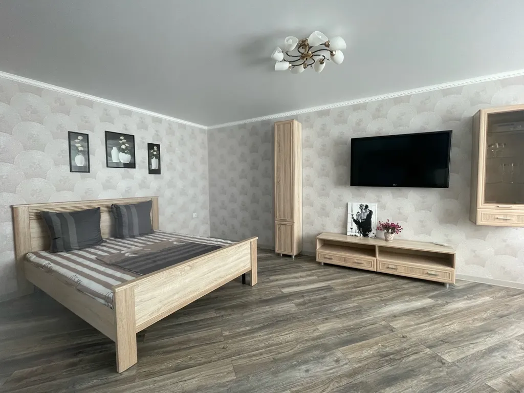 Уютная квартира-студия — аренда посуточно в Саратов