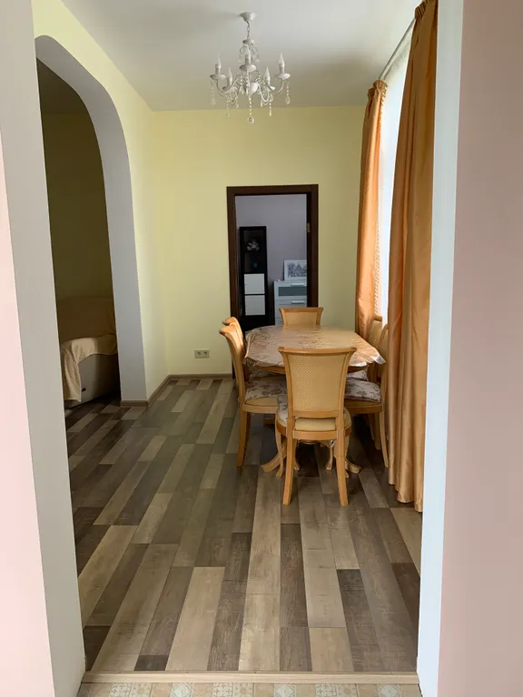 Коттедж Коттедж Просторные трехкомнатные апартаменты с двумя изолированными спальнями — Сухум