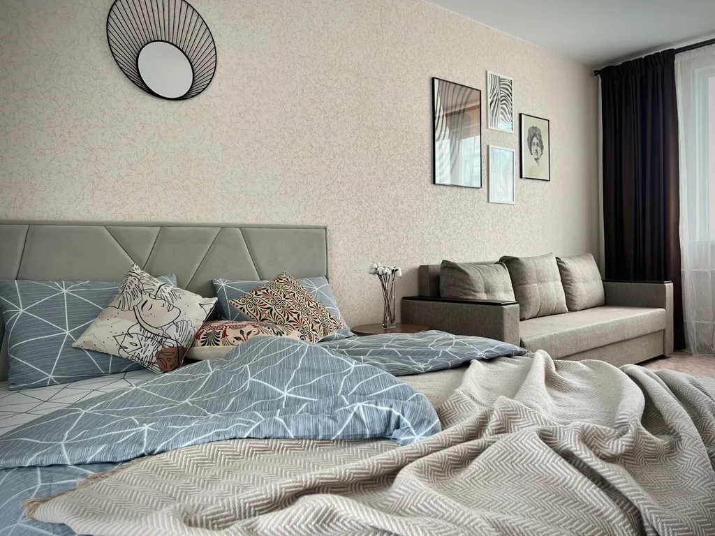 Видовая двухкомнатная квартира в тихом местечке