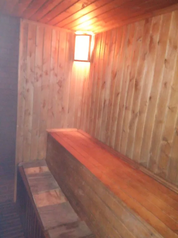 Дом-баня у реки