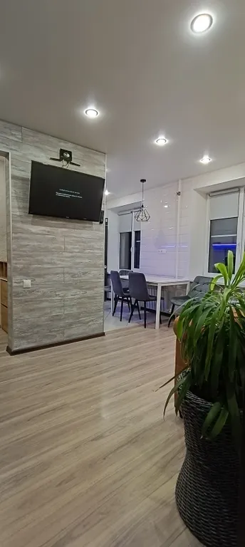 Квартира в центре с видом на Троицкий собор