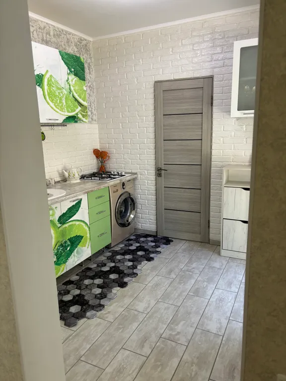 Коттедж Коттедж с отдельной беседкой — Алушта