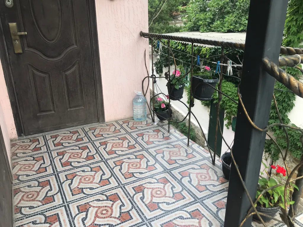 Студия на двоих 5 минут до моря