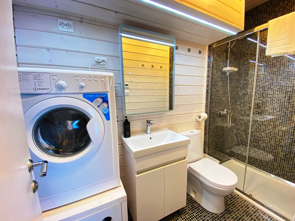 Коттедж Новый уютный дом с кондиционером на опушке леса в 20 минутах от города — Санкт-Петербург