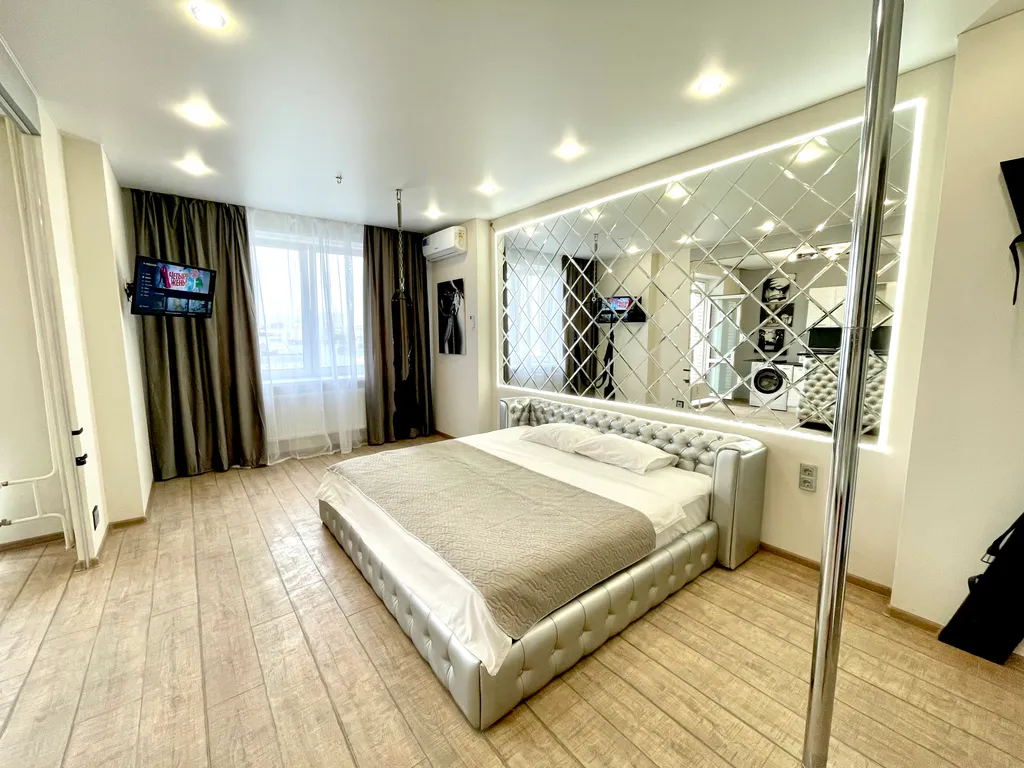 Зеркальная комната