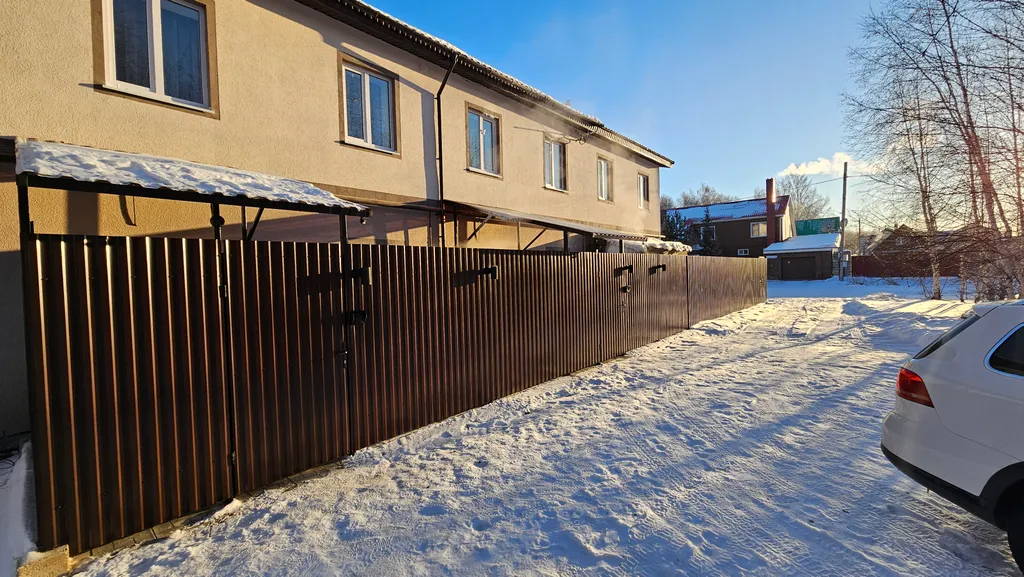 Семейное бунгало возле леса