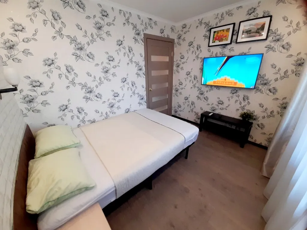 3-х комнатная квартира с хорошим ремонтом, Октябрьский район