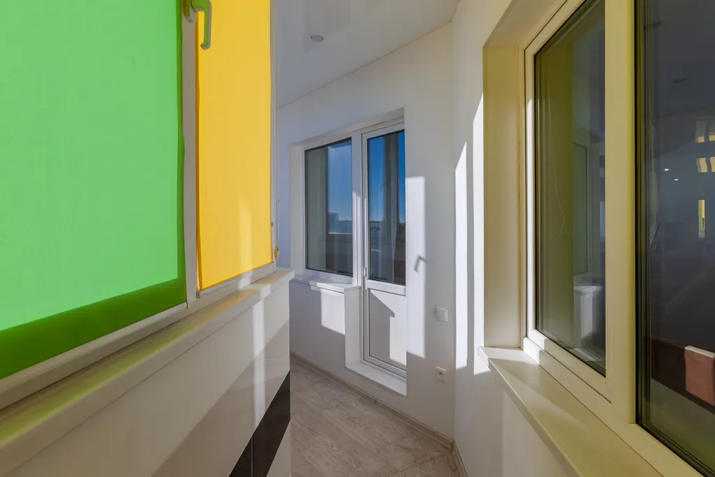 Большая студия около Железнодорожного вокзала в центре города