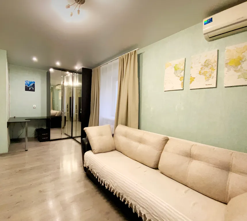 Квартира рядом с Угличским парком, Военным госпиталем