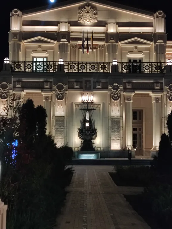 Квартира Квартира Стильный Универ возле Муссона и Херсонеса — Севастополь