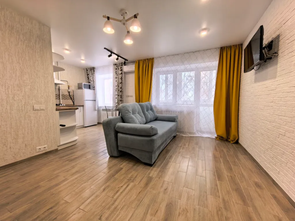 Квартира Стильная студия — Омск