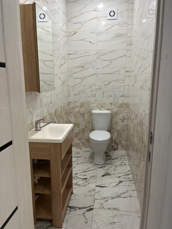 Уютный благоустроенный дом в центре 2 Иркутска ждет своих гостей!