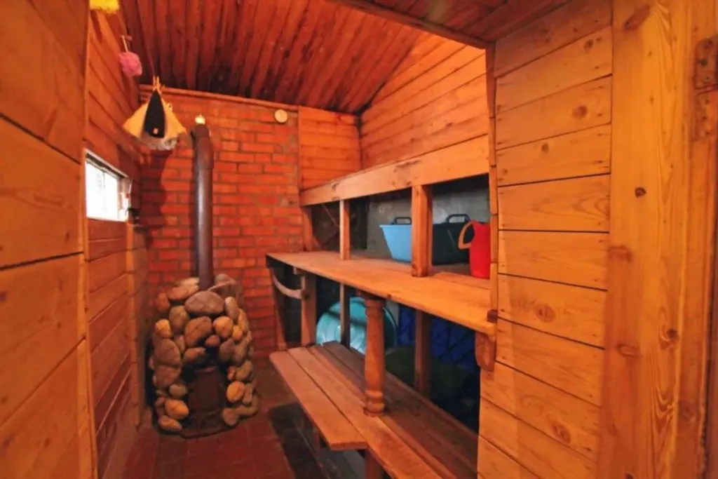 Коттедж Коттедж с уютным балконом-террасой — Кисловодск