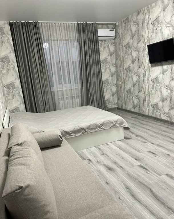 Уютная квартира в 10 минутах от аэропорта и жд