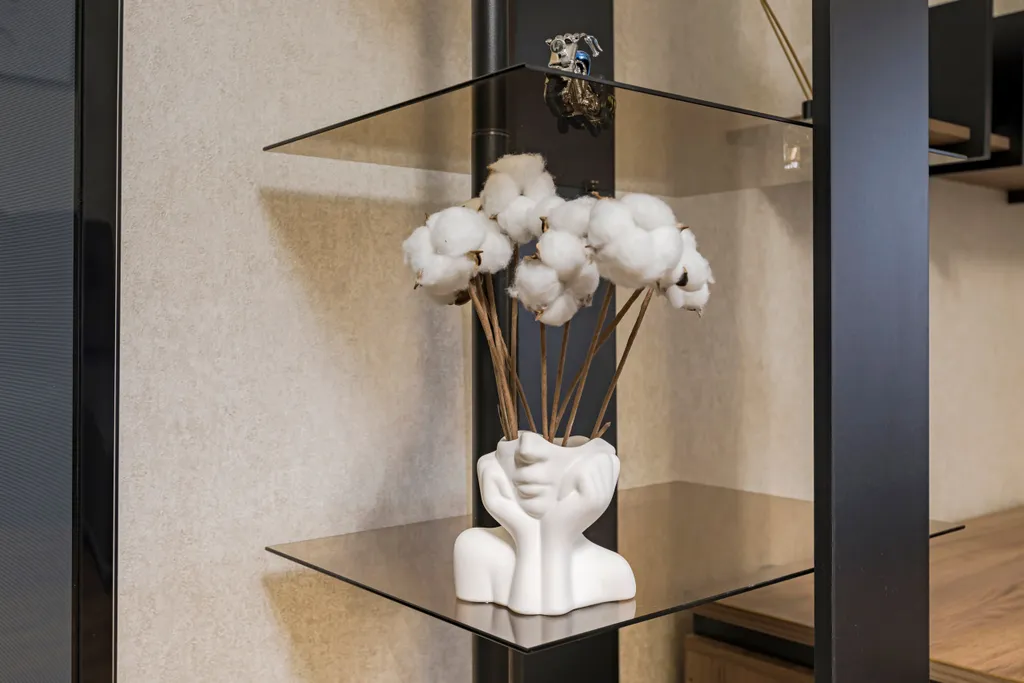 Современная уютная квартира с балконом рядом с метро и ТЦ