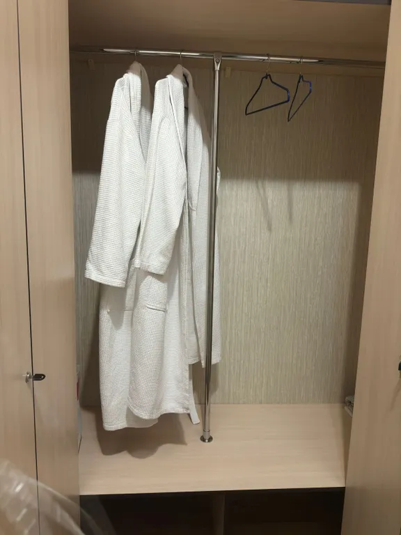 Квартира с видом на море, квартира на берегу моря