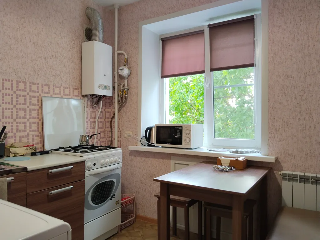 Уютная квартира возле Десятинного монастыря