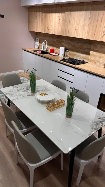 Полноценная двухкомнатная квартира в центре города