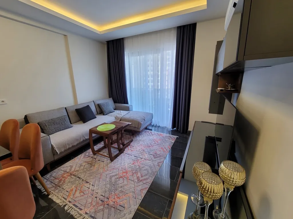 Дизайнерская 2-комнатная квартира с аквапарком на территории