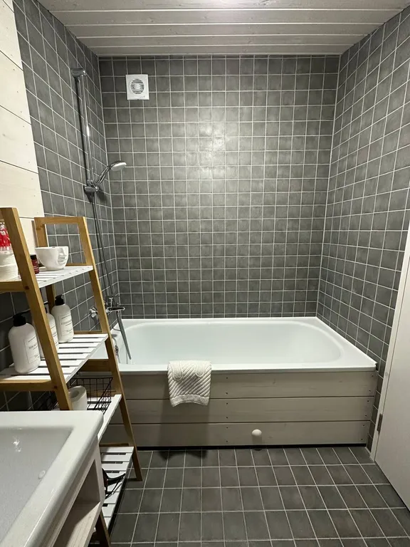 Панорамный дом с камином в престижном поселке