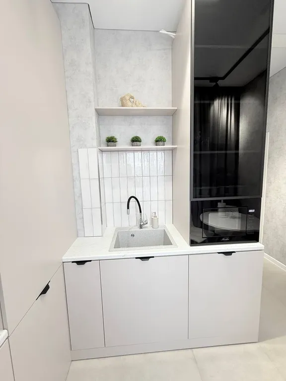 Новая квартира с дизайнерским ремонтом в центре города