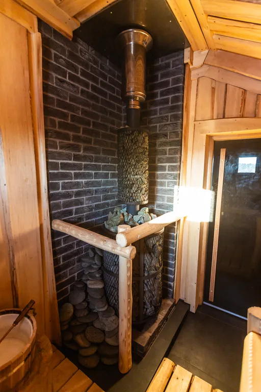 Просторный светлый дом с баней и фурако